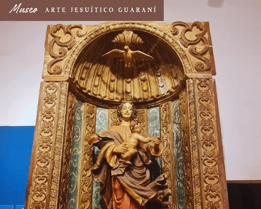 Museum of Jesuit-Guaraní Art, carving of the Virgin and Child